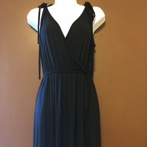 Black tie-strap wrap front maxi dress